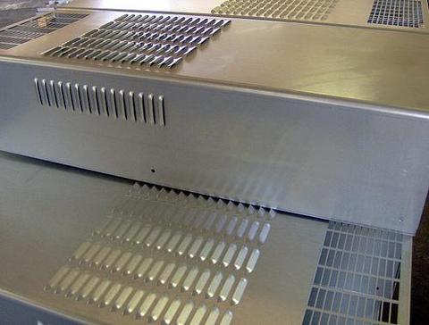 PUNZONATURA-TRANCIATURA  CNC CONTO TERZI