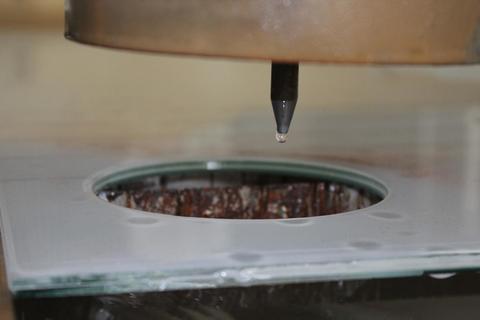 Taglio getto d'acqua: vetro
