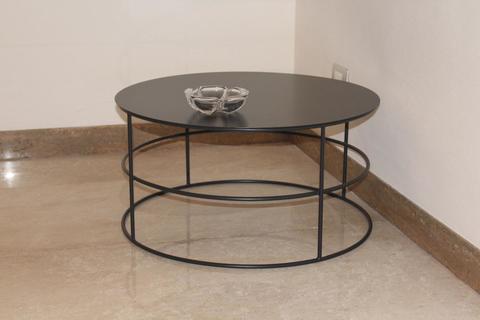 Tavolo in lamiera di design