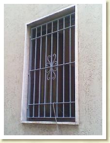 Lavorazione grate ed inferriate in ferro
