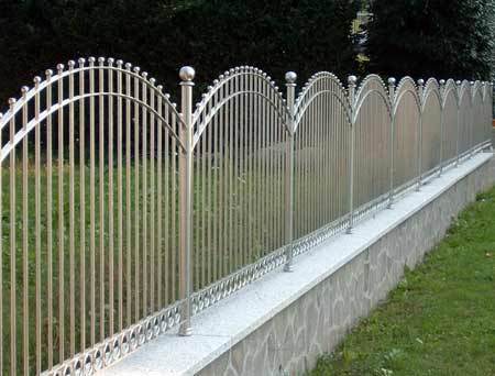 Ringhiere e recinzioni in acciaio inox