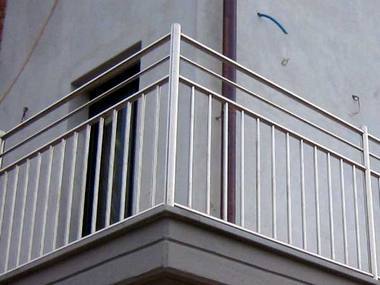 Balconi e parapetti in acciaio inox