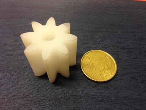Lavorazione taglio getto d'acqua su materiali plastici: plexsglass, plastica, teflon, guarnizioni