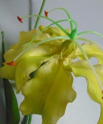 Gloriosa x 3 Artificiale H 130  - Sconti per Fioristi e Aziende . - In Flormatik