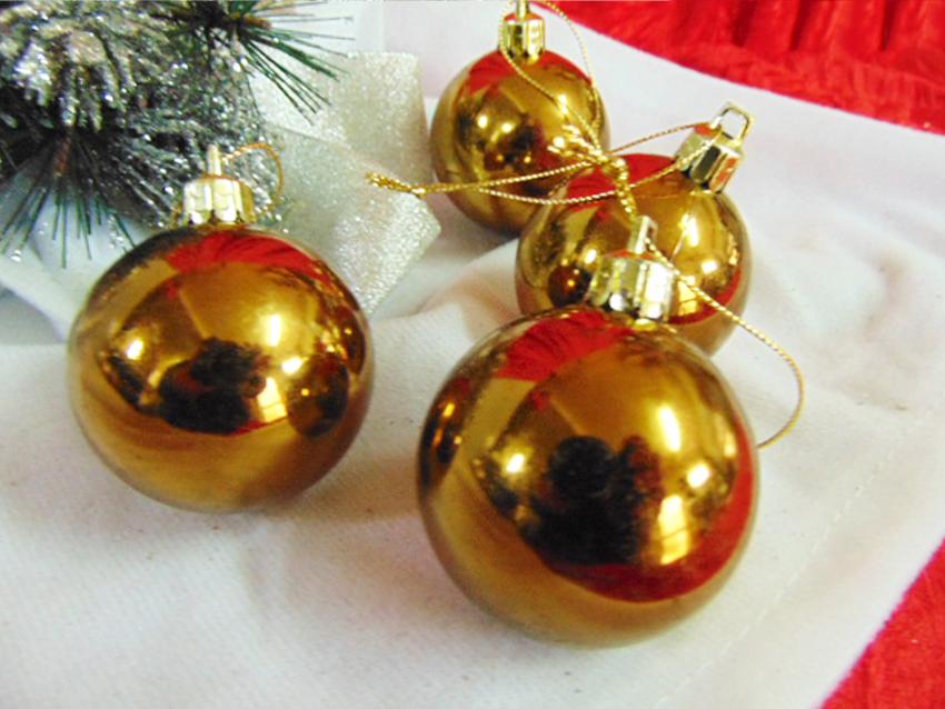 Palline di Natale Lucide-Matt  - Sconti per Fioristi e Aziende - cm. 6  Conf. 3 palline