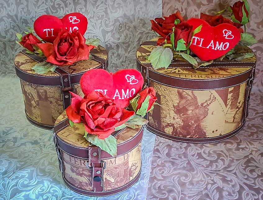 Cappelliere x 3 quadrate decoro San Valentino - Sconti per Fioristi e Aziende