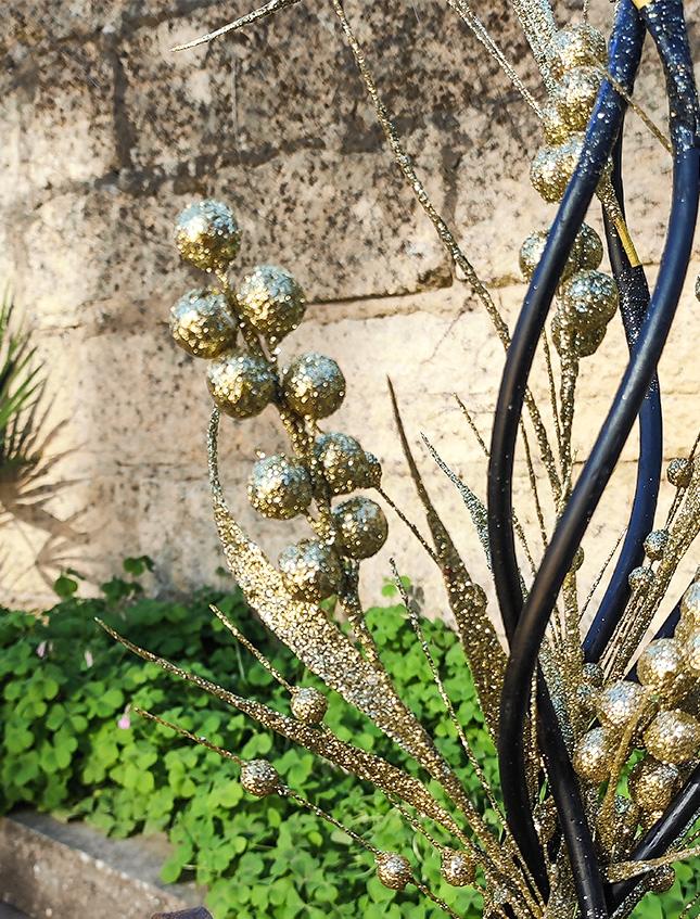 Ramo Spiral x 5 con bacche e foglie  - Sconti per fioristi e Aziende - H 170 Glitterati