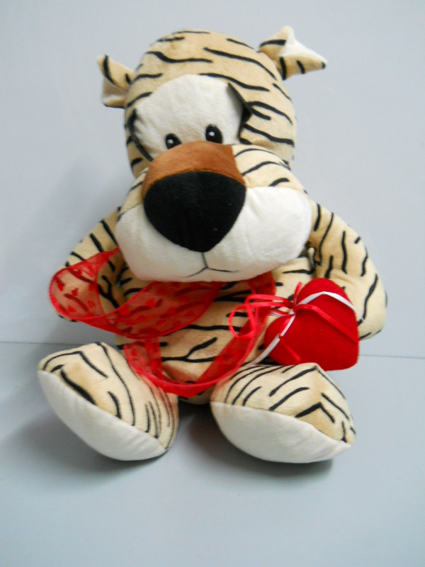 Peluches Savana con cuori Articolo per S. Valentino - Sconti per Fioristi e Aziende .