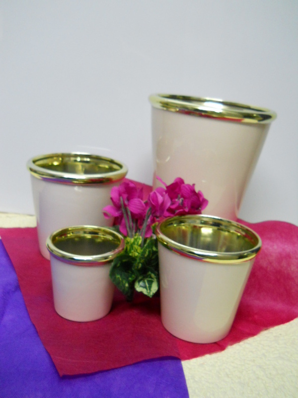 Portavasi x 4 in Ceramica  - Sconti per Fioristi e Aziende - in 2 modelli