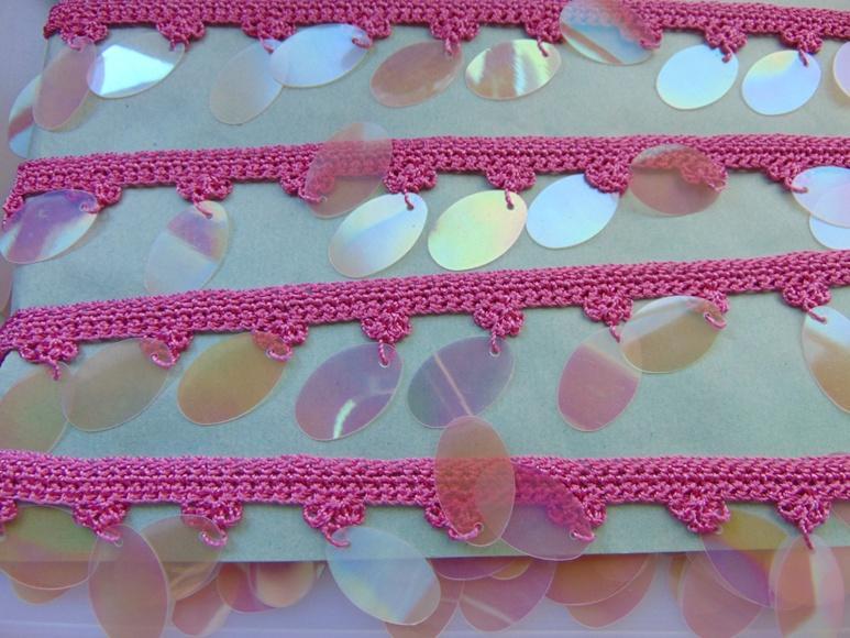 Frangia con ovali iridati H 3 - Sconto per Fioristi e Aziende - in PVC - vendita al metro