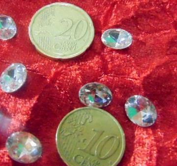 Swarovsky Ovale in 5 misure - Sconti per Fioristi e Aziende Misure mm 8 10 13 18 20
