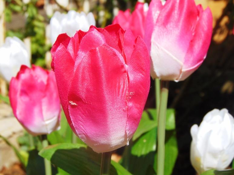Tulipano Olandese Artificiale H 40 in poliestere - Sconti per Fioristi e Aziende .