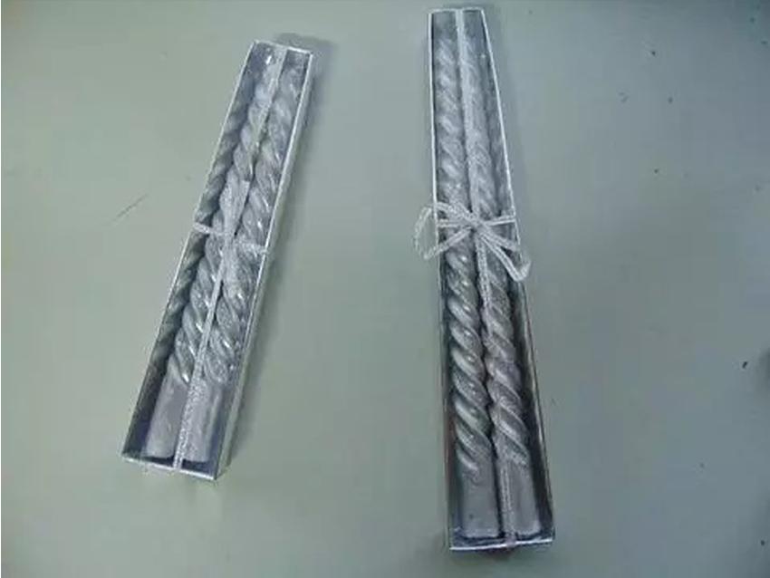 Candele Torciglione x 2 - Sconti per Fioristi e Aziende - H 20 e 25 glitterati   Oro/Rosso/Argento