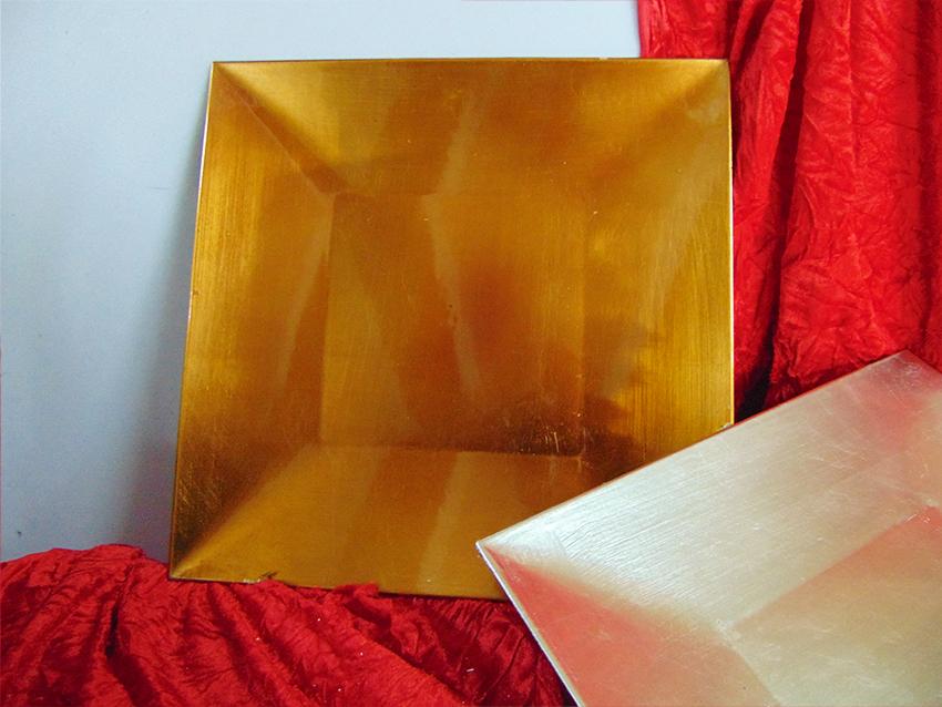 Piatto in PVC quadrato cm 30  - Sconti per Fioristi e Aziende - Argento e Bronzo