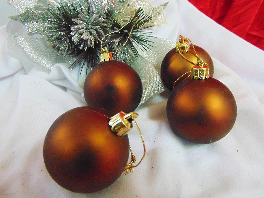 Palline di Natale Lucido/Matt  - Sconti per Fioristi e Aziende - cm. 8 Conf. 2 palline