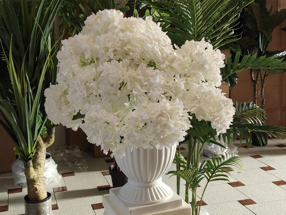 Ortensia Bush x 6 Artificiale - Sconti per Fioristi e Aziende . - Vari colori