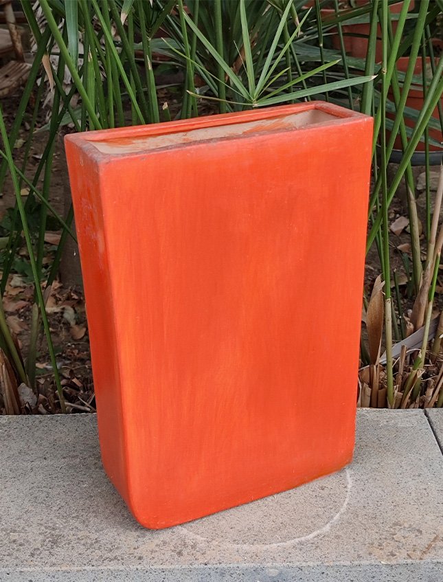 Vaso Platz H 28 x 19 - Sconto per Fioristi e Aziende - Bocca cm. 7 Terracotta colorata