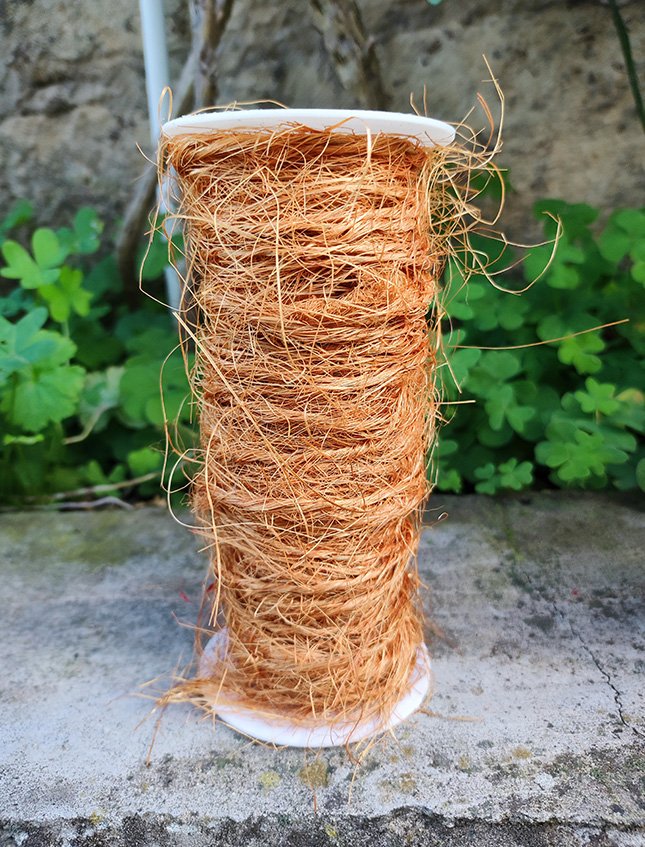 Nastro in canapa Naturale - Sconto per Fioristi e Aziende - Rotolo da  mt.10 Animato