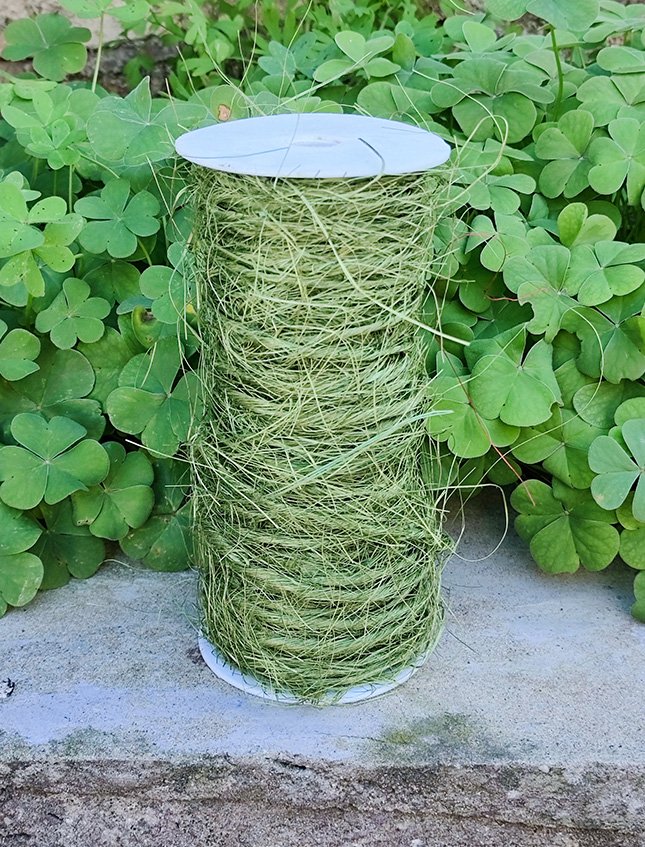 Nastro in canapa Naturale - Sconto per Fioristi e Aziende - Rotolo da  mt.10 Animato