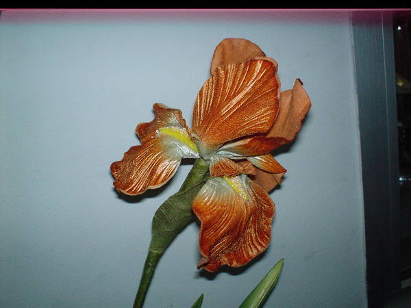 Iris Artificiale Singolo H 100- Sconti per Fioristi e Aziende . - in velluto