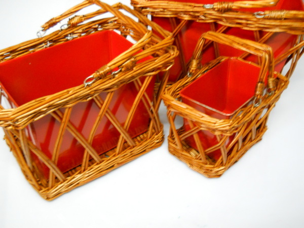 Cesti rettangolari set x 3  - Sconti per Fioristi e Aziende - in vimini con latta colorata