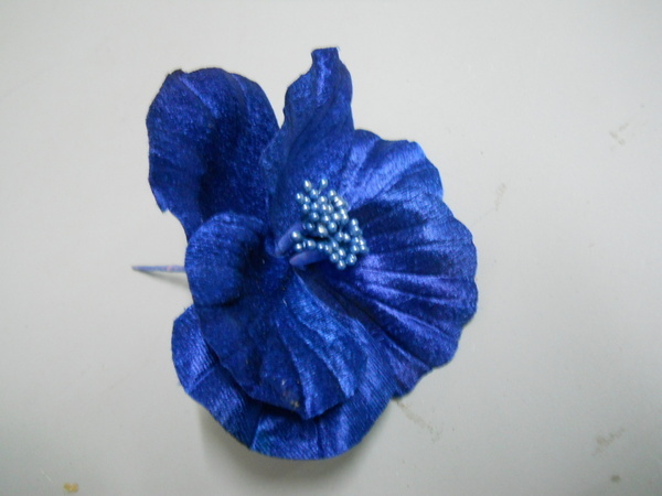 Hibiscus velluto con spilla - Sconto per Fioristi e Aziende - dm. 12