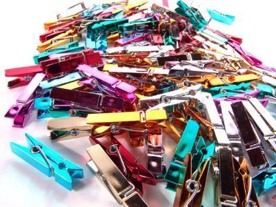 Mollette in Plastica mm. 37 X 6 Colori Metallizzati - Sconti per Fioristi e Aziende