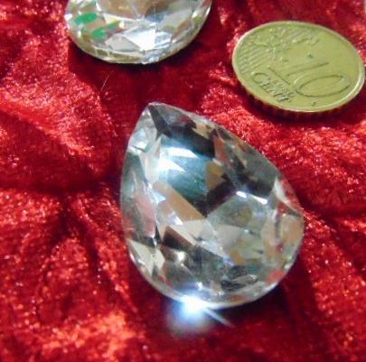 Swarovsky in 4 misure - Sconti per Fioristi e Aziende - A goccia