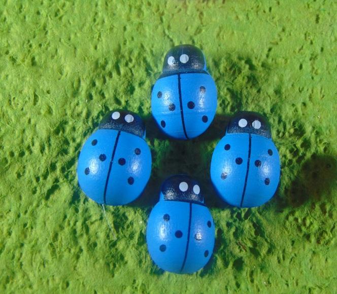 Coccinelle in legno colori diversi con biadesivo mm.13 - mm.18 - mm. 25 - Sconti per Fioristi e Aziende