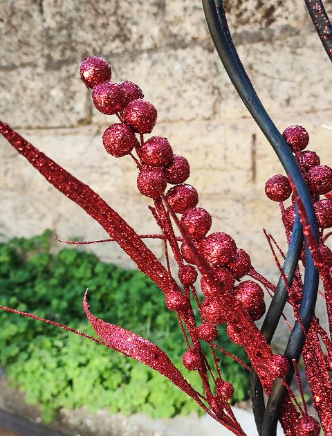 Ramo bacche e foglie glitterate x 5 H 170 - Sconti per fioristi e Aziende Fiorissima Sel. Glitterato