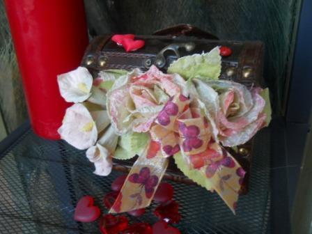 Bauletto con Rose in vari colori - Sconti per Fioristi e Aziende