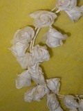 Coroncina damigella con roselline in seta - Sconti per Fioristi e Aziende