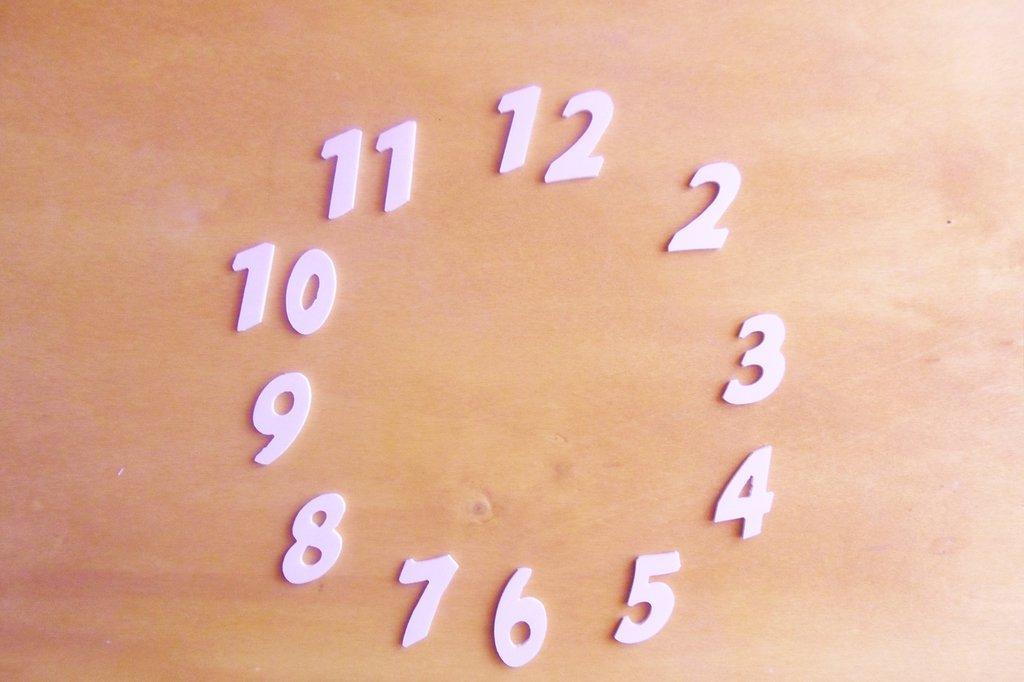 Numeri in legno H 4cm.  da 50 numeri - Sconti per Fioristi e Aziende
