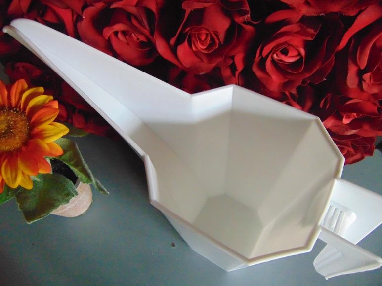 Annaffiatoio Plastica da Lt. 2  - Sconti per Fioristi e Aziende - con becco lungo