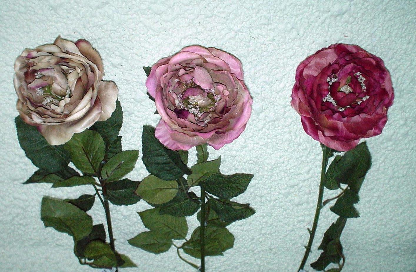 Rosa British Arredo  Artificiale in poliestere - Sconti per Fioristi e Aziende .