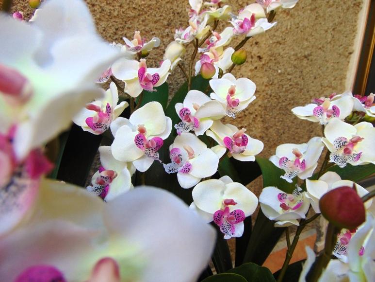 Orchidea artificiale x 2 H 56 - Sconti per Fioristi e Aziende .