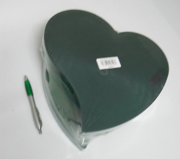 Cuore spugna cm. 16 x 2 Pz  - Sconti per Fioristi e Aziende - Ydro con base in plastica
