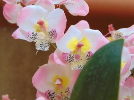 Orchidea artificiale x 2 H 56 - Sconti per Fioristi e Aziende .