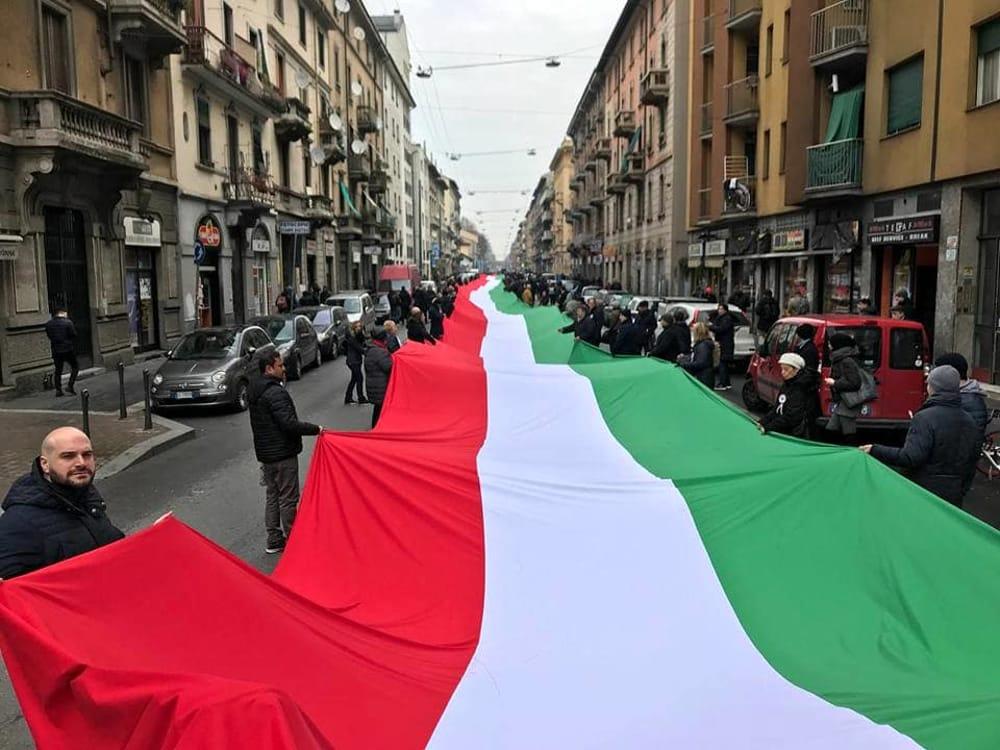 Bandiera italiana H 150 venduta al metro - Sconti per Fioristi e Aziende