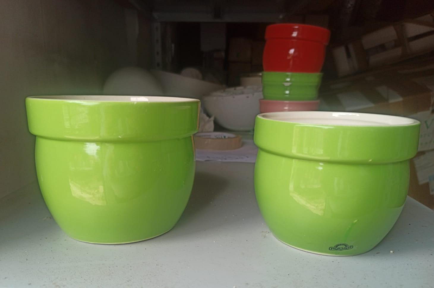 Casponcino Smaltato lucido H 9 dm.10 - Sconti per Fioristi e Aziende
