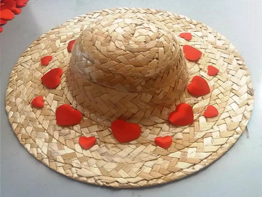 Cuoricini in raso rosso in due modelli - Sconti per Fioristi e Aziende