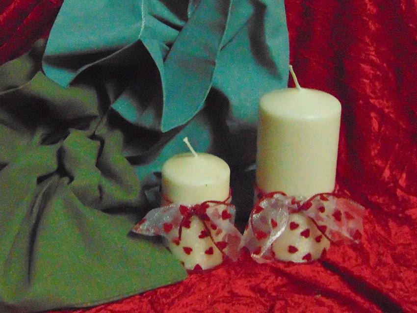 Moccolo con Nastro Cuori H 15 dm. 6,5 Articolo per San Valentino - Sconti per Fioristi e Aziende