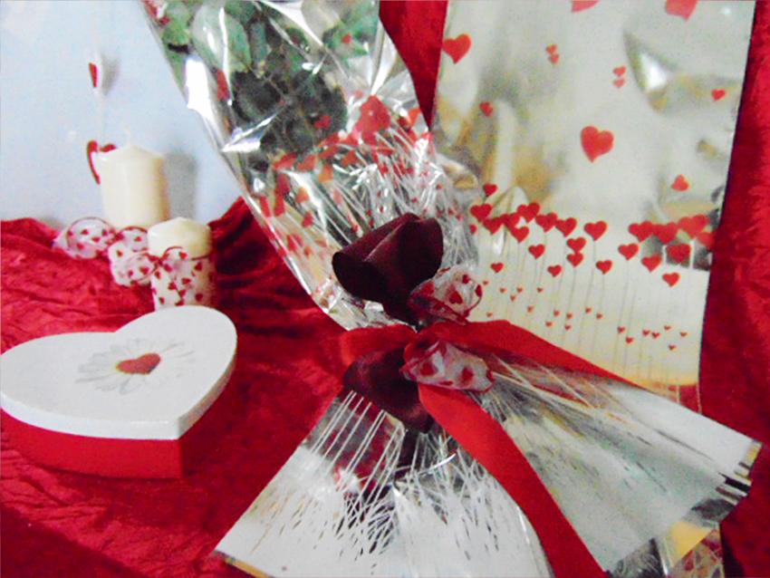 Buste per rose H 25 x 100 - Confezione da 100 buste - Stampa cuori + F/Argento