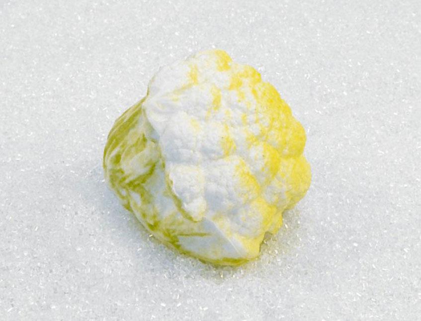 Cavolfiore artificiale in plastica - Sconti per Fioristi e Aziende . - cm. 12 x 13
