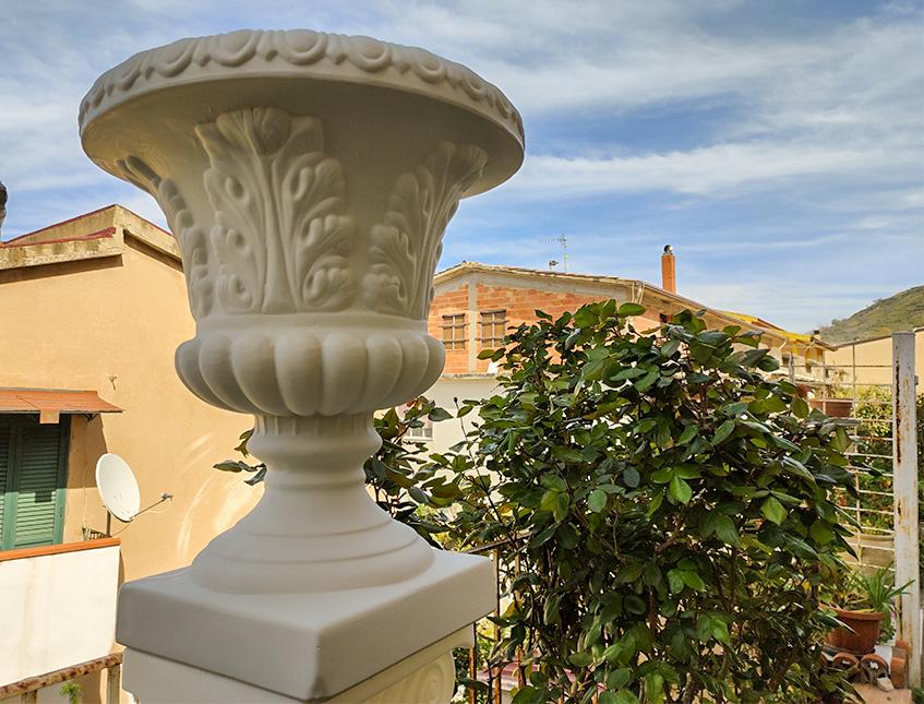 Coppa Romana H 70 cm. - Sconti per Fioristi e Aziende . - in Plastica