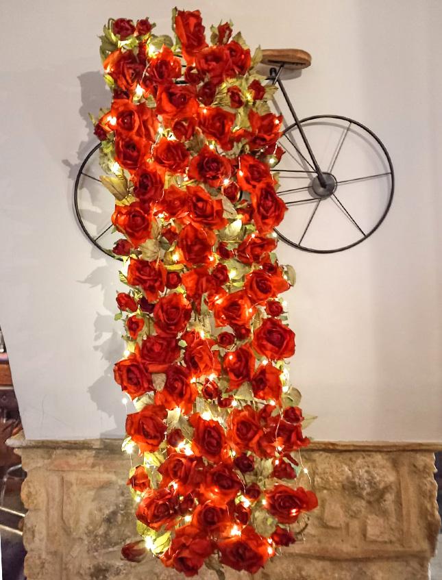 Pannello Rose rosse per te - Sconti per Fioristi, e Aziende . -cm.100 x 35 + 100 Led