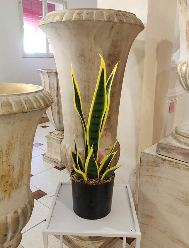 Sanseveria Trifasciata H 40 - Sconti per Fioristi e Aziende . - Artificiale con vaso