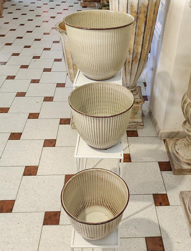 Cashpot Rigato Avorio - Sconti per Fioristi e Aziende H 23/D28 - H27/D32 -H32/D37
