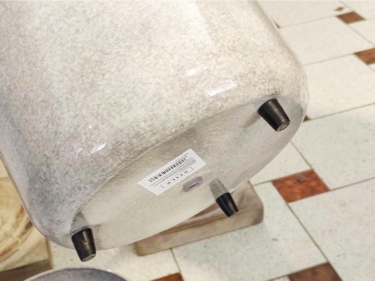Cashpot Grigio Polvere H 23 - Sconti per Fioristi e Aziende - in metallo effetto Pietra con piedini