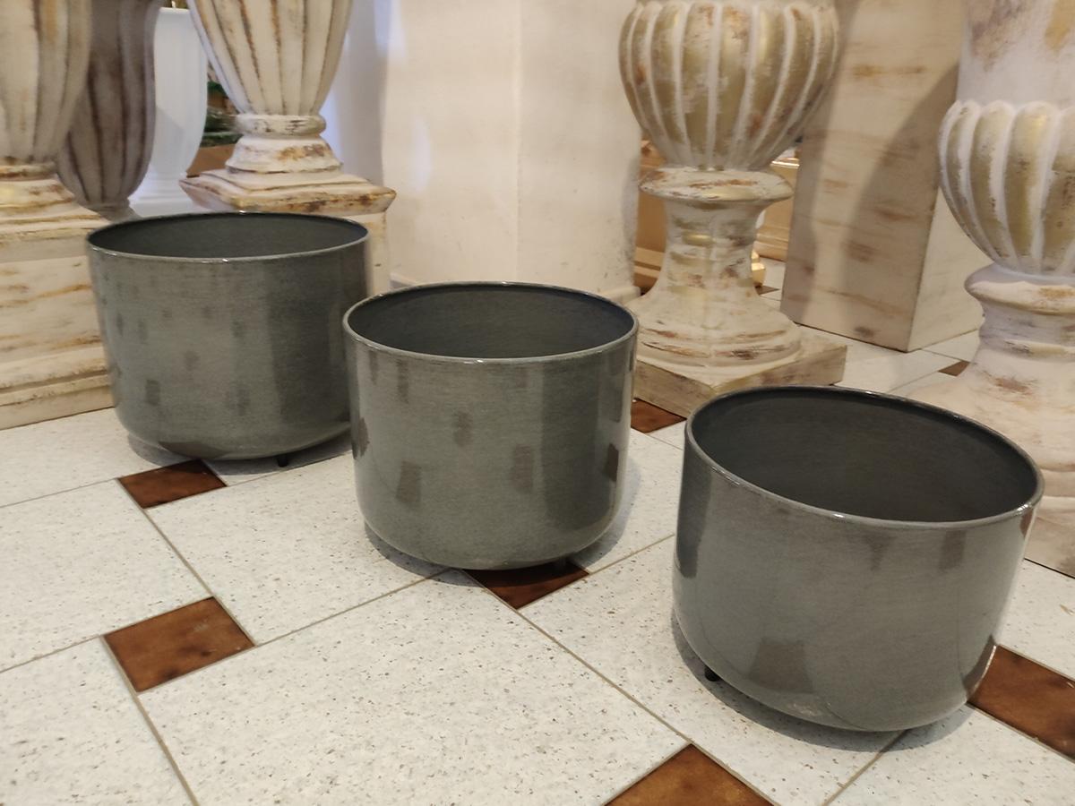 Cashpot Grigio Antracite H 23  - Sconti per Fioristi e Aziende - Effetto Pietra con piedini